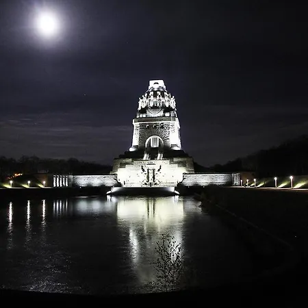 בית נופש Haus Mit Kunst Zwischen Wald Und *