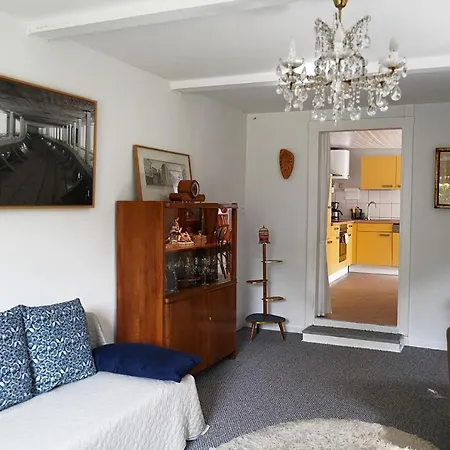 בית נופש Haus Mit Kunst Zwischen Wald Und *