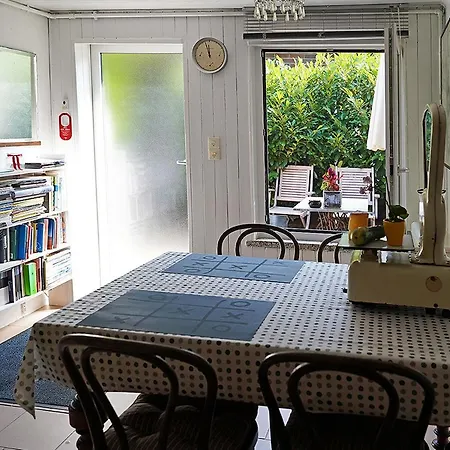 Haus Mit Kunst Zwischen Wald Und Hébergement de vacances Leipzig